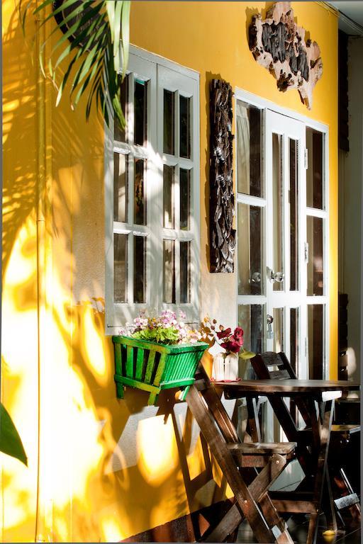 Hotel Baan Puang Petch Chiang Mai Exterior foto