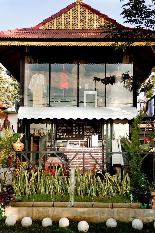 Hotel Baan Puang Petch Chiang Mai Exterior foto